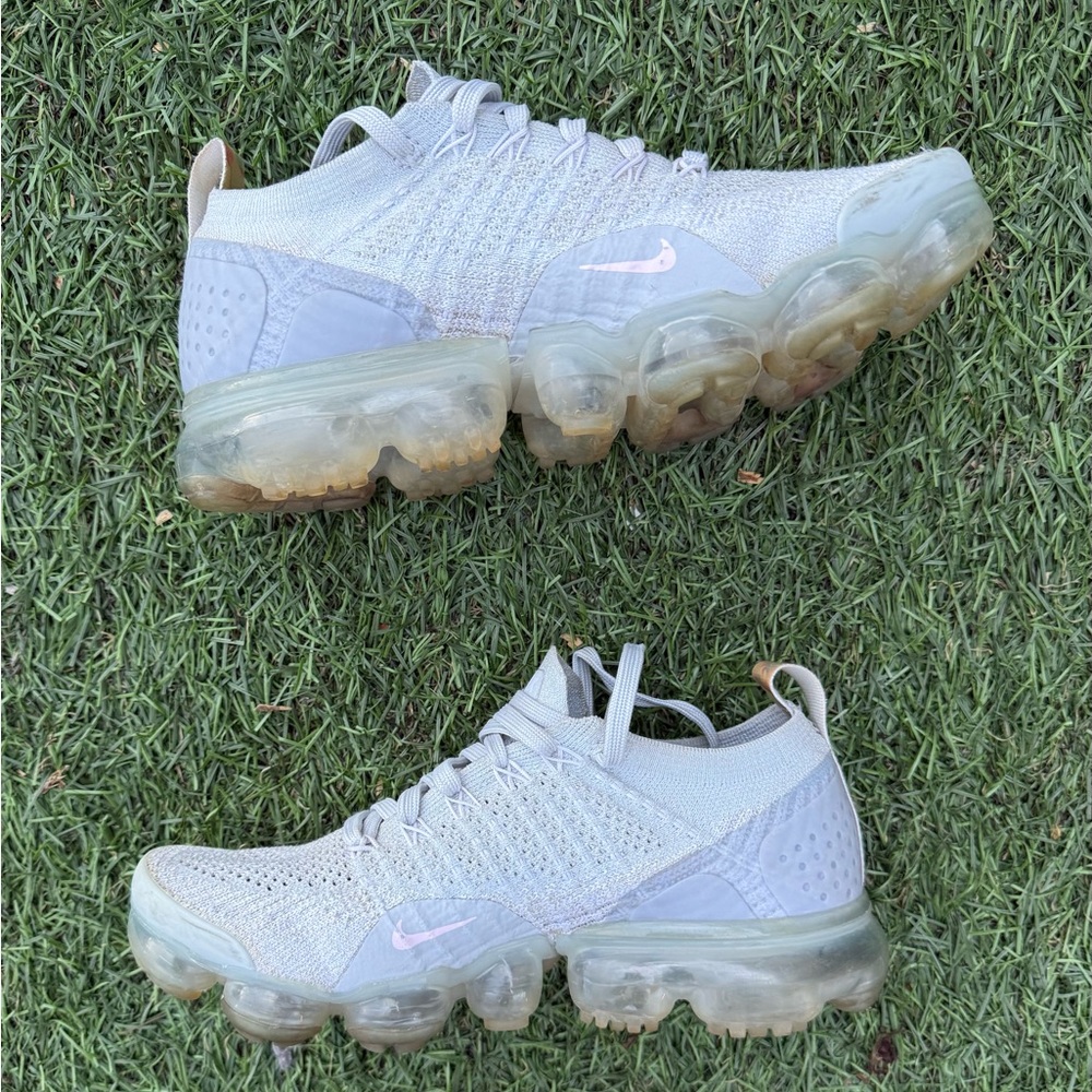 Nike Air VaporMax Flyknit 2 Pure Platinum/Artic Pink/Rose Sz (7)